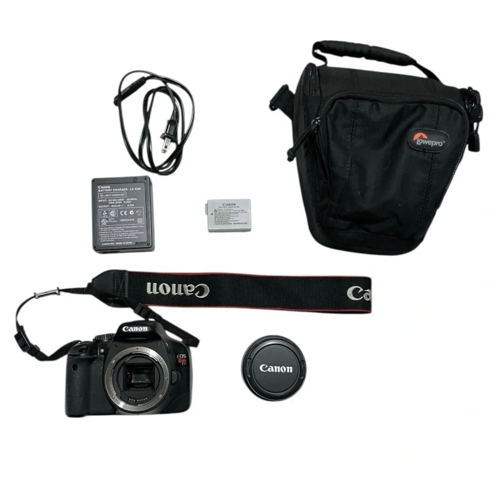 EUC Canon DS126271 EOS REBEL T2i Camera W/18-55mm Image Stabilizer Lens